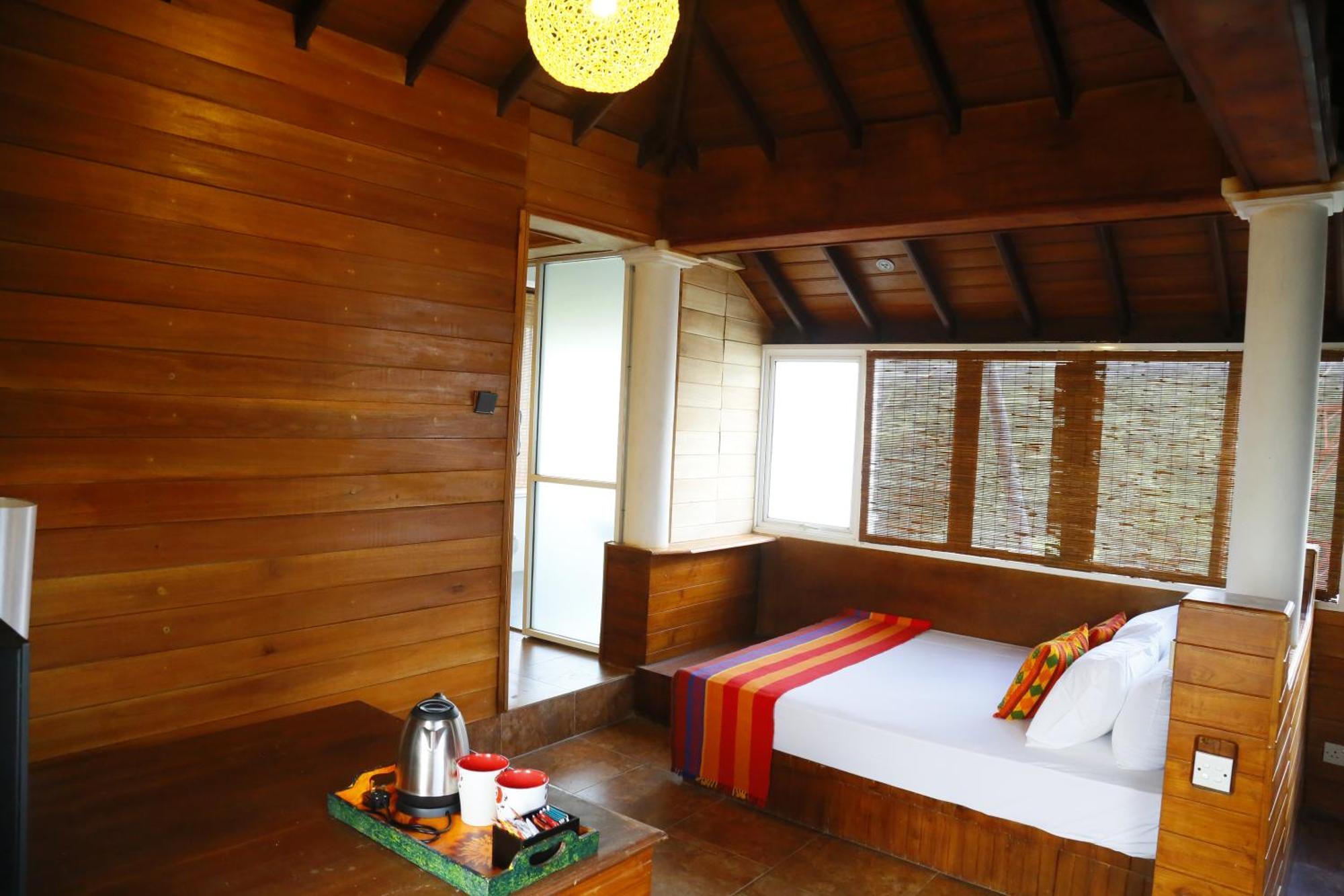Crown Hills Kandy Inn Bagian luar foto