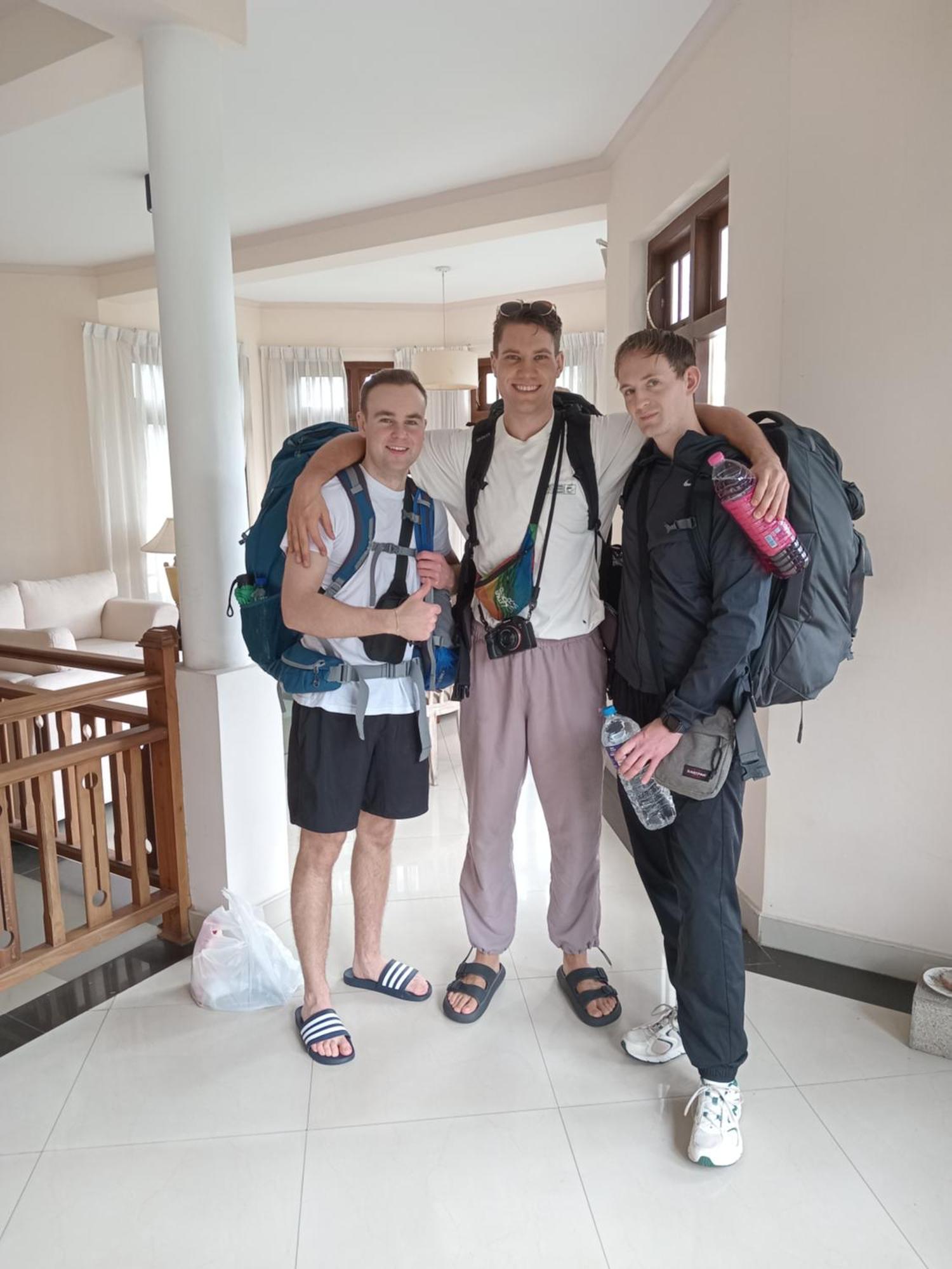 Crown Hills Kandy Inn Bagian luar foto